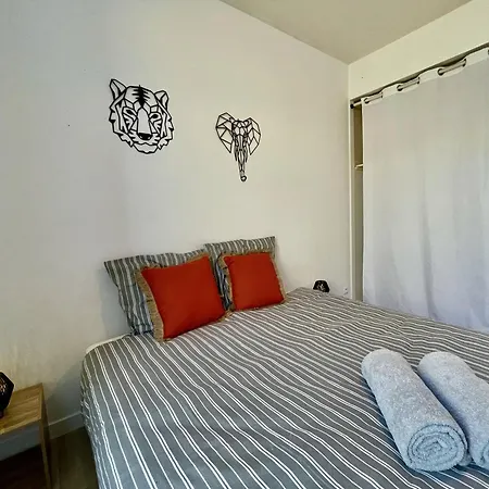 L'appart Du Bourg Appartamento Lussac-les-Châteaux